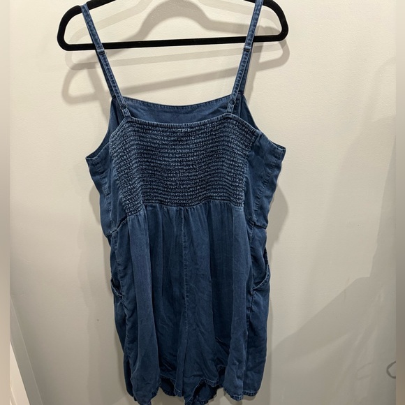 XL Old Navy Tank Denim Chambray Romper - Picture 2 of 4